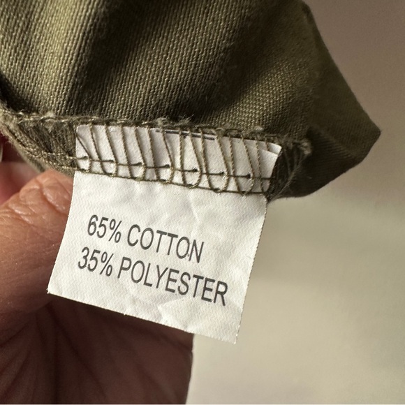 Olive Green Women's Utility Vest - Picture 6 of 6